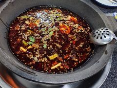 -秦巴石锅鱼