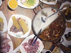 -蒙肥羊·酸汤潮牛·鲜牛肉火锅烤肉自助(岗顶店)
