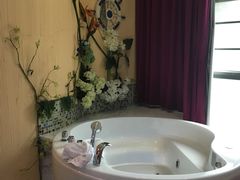 -天使恋人主题酒店(深圳翻身路店)