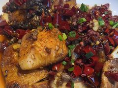 -黄泥岗·地道湖北菜(奥特莱斯店)