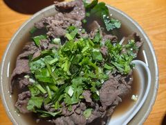 -大众跷脚牛肉馆·非遗传承单位(峨眉山店)