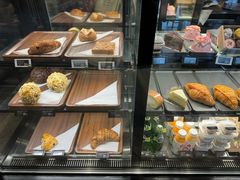 -星巴克臻选(南京金茂览秀城店)