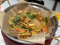 -红渡小香·牛肉麻辣香锅(车站南路店)