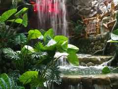 -多彩贵州城极地海洋世界