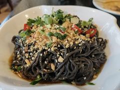 酸辣蕨根粉-湘肠香火锅店(团结湖店)