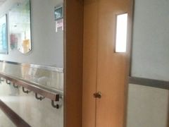 -武警上海市总队医院-停车场