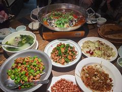 -佬湘楼·27年湘菜(天河都市广场店)