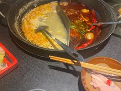 -重庆故事姊妹老火锅(财经学院店)