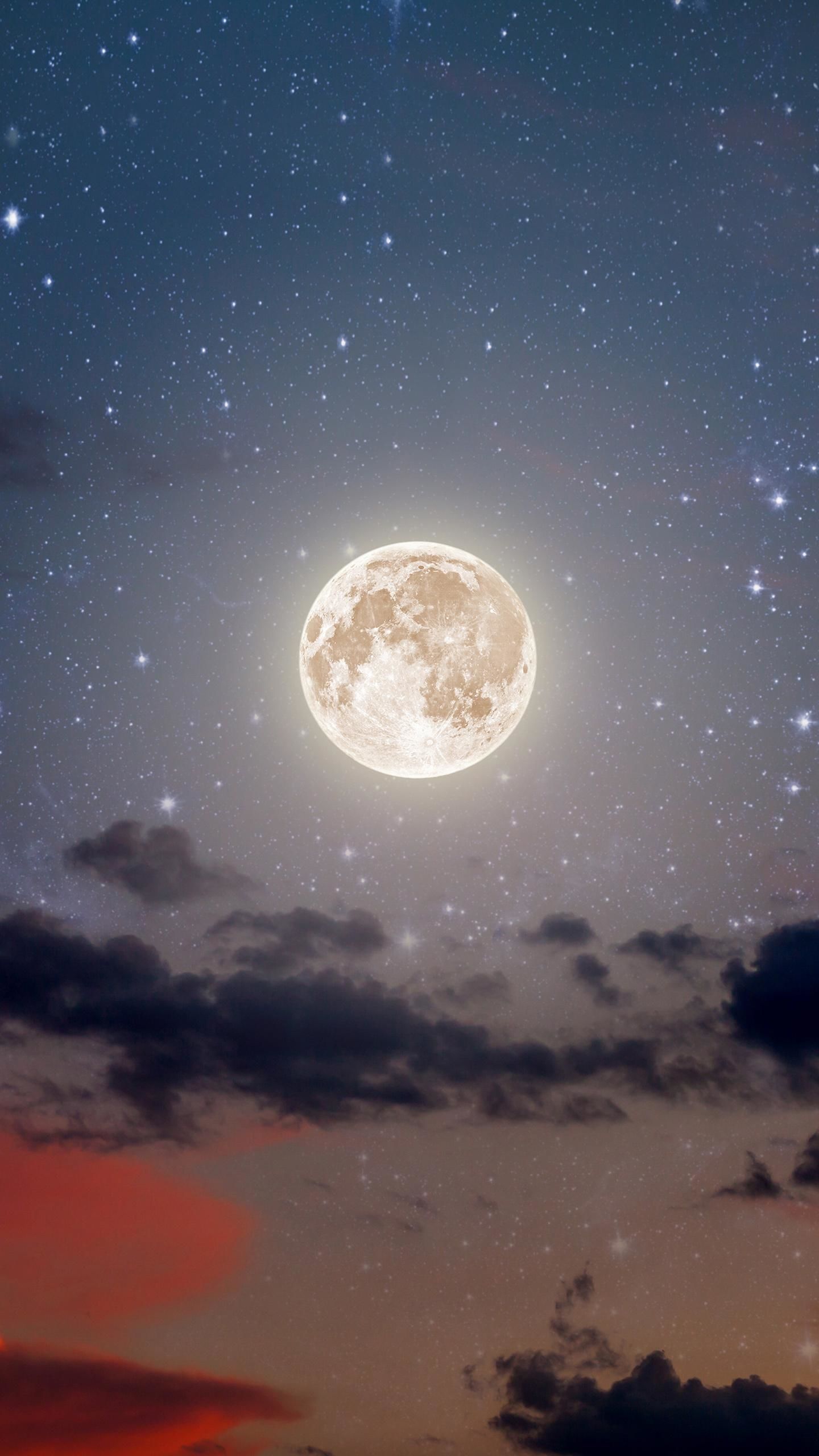 夜空下的月亮话