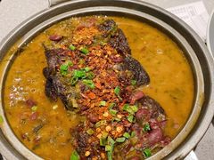酸腌菜红豆炖黑皮子-半山腰·云南菜(侨福芳草地店)
