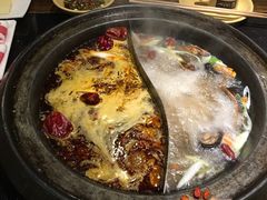 -宽板凳老灶火锅(簋街店)