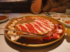 澳洲牛五花锅-猪啊牛呀羊啊铜盘烤肉(正大广场店)