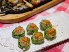 蟹黄墨鱼饼-龙桥私厨·姜花菊花过桥鱼·顺德菜(容桂店)