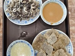 老北京爆肚-门框胡同百年卤煮(新街口店)