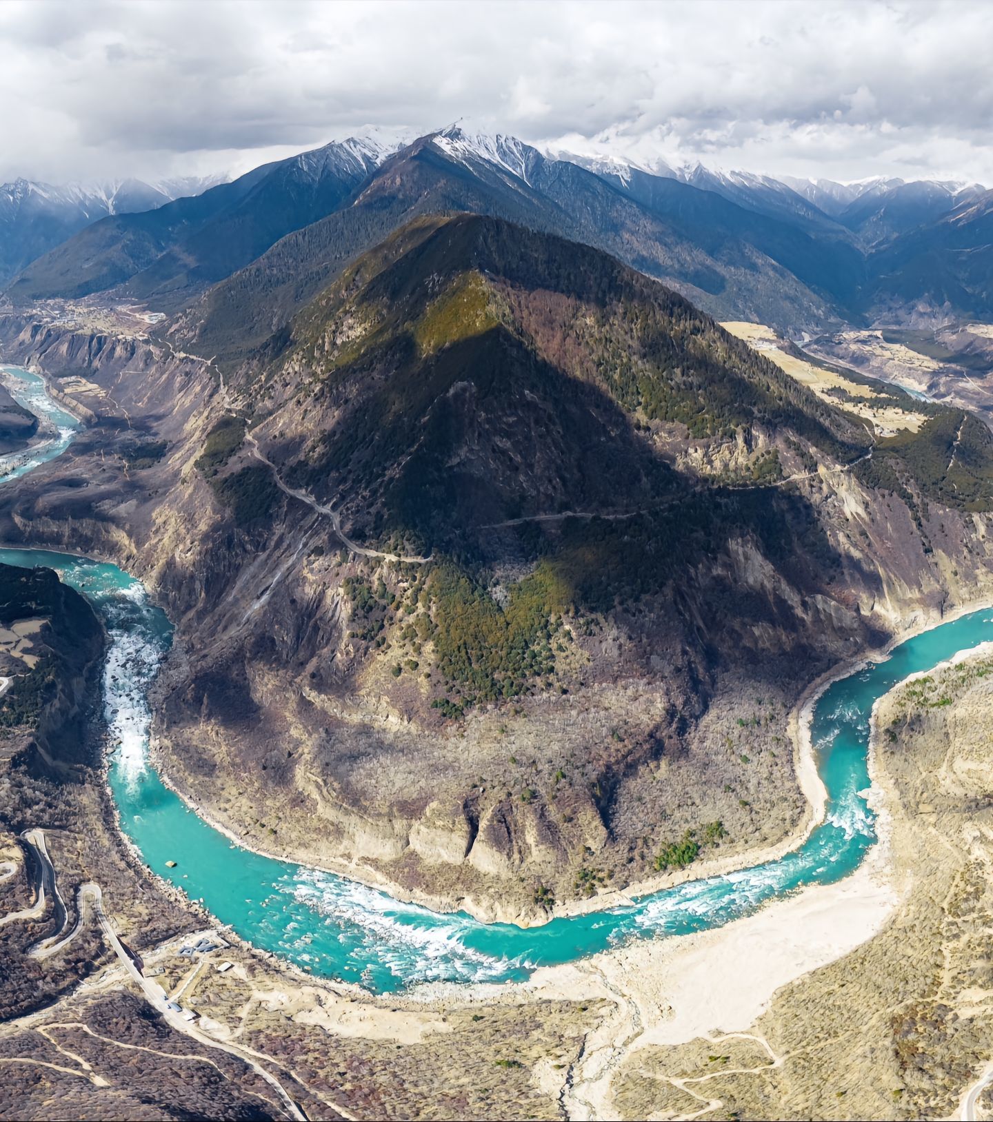 天天领红包是地理书上的雅鲁藏布江啊.雅