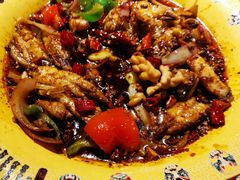 -休记光头香辣蟹干锅店(衣冠庙店)