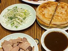 -李连贵酒家熏肉大饼(昆明街店)