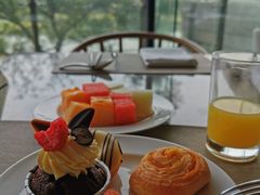 -上海佘山世茂艾美酒店