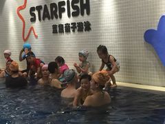 -蓝旗亲子游泳(范湖万达广场店)