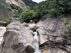-鄣山大峡谷