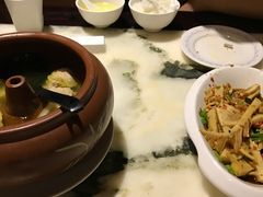 -蔼若春.传承三十年云南菜(金碧公园店)