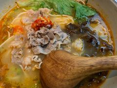 -百春原湖南牛肉粉(百联世纪店)