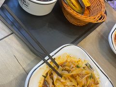 -魏家凉皮(郑州东站店)