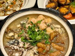-五谷丰登农家院·地道胶东菜·海鲜烧烤(威海店)