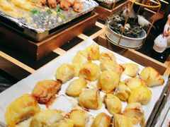 -雍容荟帝王蟹活龙虾展台自助(IFS黑金店)