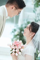 -雪中彩影婚纱摄影·微光艺术中心