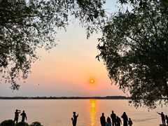 -丁香湖公园