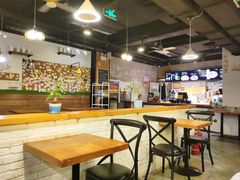 -水平有限螺蛳粉(宏达大厦店)