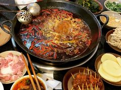 -四小区火锅·巷子里的重庆火锅(花照壁店)