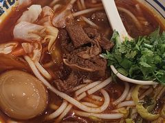 -鑫花溪牛肉米粉(东环大润发店)