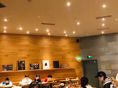 大堂-星巴克臻选(杭州万象城店)