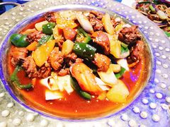 新疆大盘鸡-清真·卡德尔大叔新疆主题餐厅(龙汇路店)