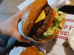 -The Habit Burger Grill 哈比特汉堡(复兴soho店)