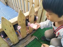 -萌宠亲子动物乐园(槐房万达店)