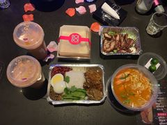 -BOIBOI马来茶餐室(江宁路店)