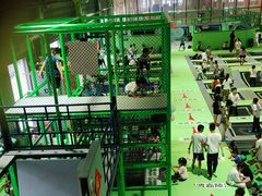 -C7城市运动空间·蹦床·健身·团建