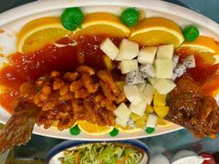 -鹤鸣嘉印象饭店(东市场小区店)