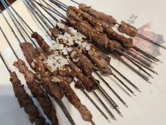 -三个大叔烤羊肉串·歌手驻唱·碳烤鲜肉(西三旗店)