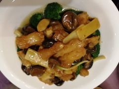 西兰花蹄筋煲-花样宴荟(旺城店)