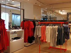 -COS(月星环球港店)