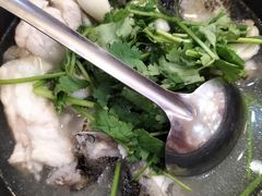 -口衣记鸡饭店