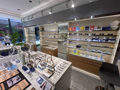 -视野联行眼镜·蔡司·尼康·豪雅·依视路(青浦宝龙店)
