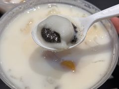 黑芝麻汤圆-小团圆糖水铺(襄阳南路店)