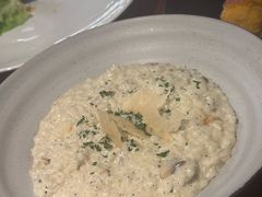 -MONICH牛排融合餐厅(和义大道购物中心店)