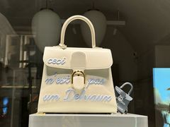 -文艺复兴百货(米兰大教堂广场店)