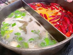 草本鸳鸯锅-盡膳口福跷脚牛肉火锅(晶耀前滩店)